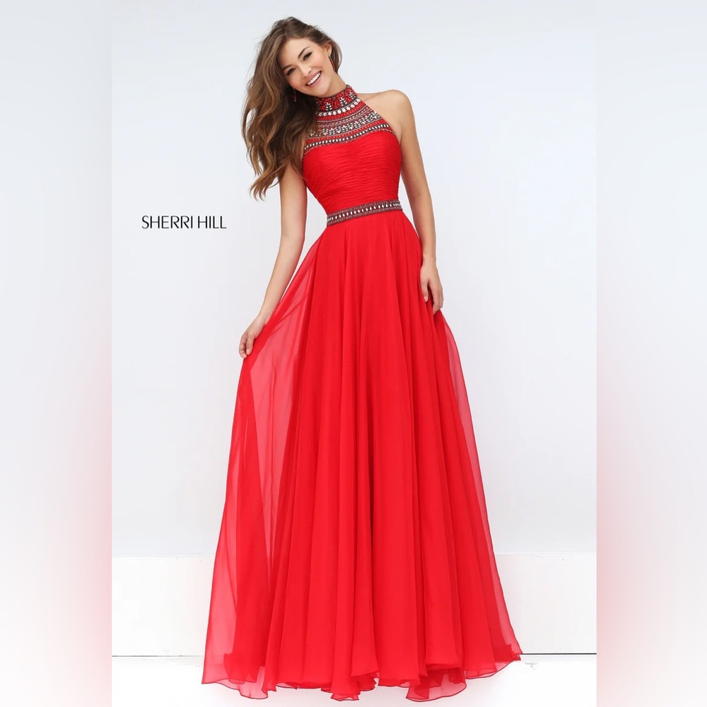 Sherrie Hill Spring 2016 Gown Style 50182 Size 2
